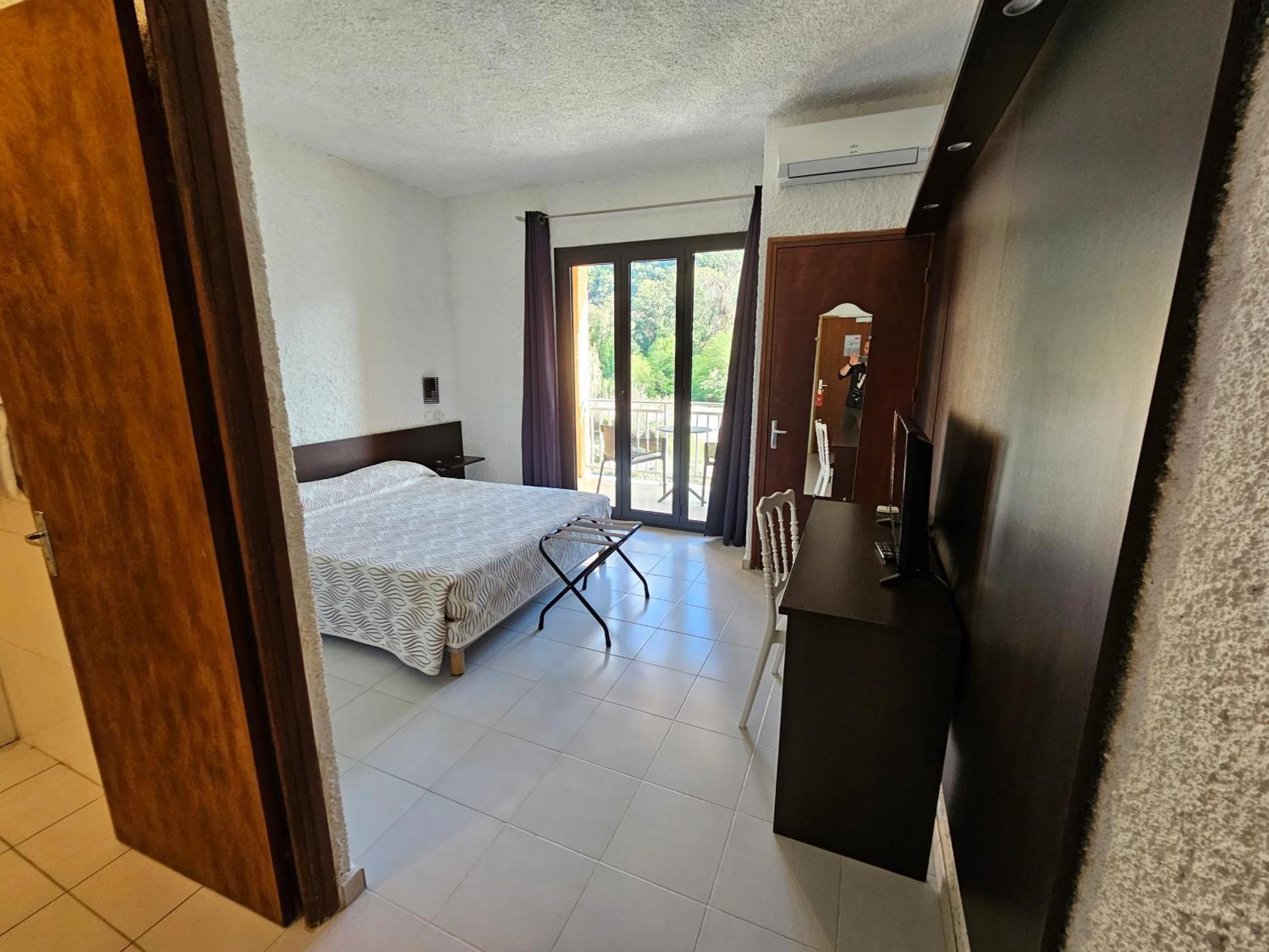 Le Marina Hotel Porto (Corsica)